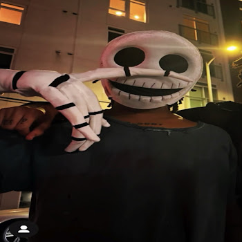 main img