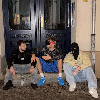 main img