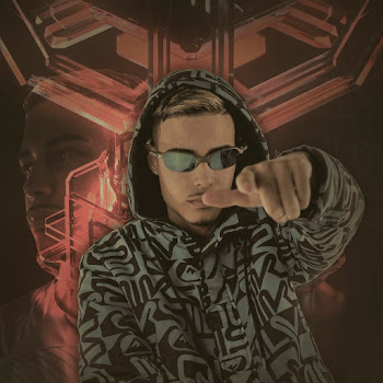 main img