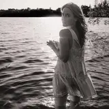 Caitlyn Smith — Circling Around It