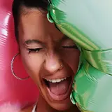 Erika Isac — Adolescenta