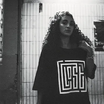 Camélia Jordana Pas Ton Temps