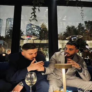 Eserrovic Tek Başima-Keşke Ati242 Blok3