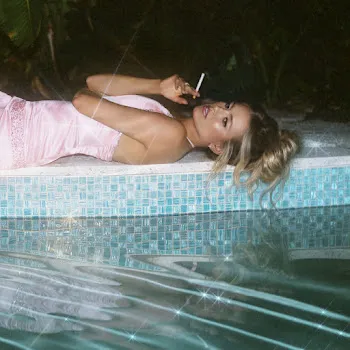 Mackenzie Carpenter Drunk Cigs